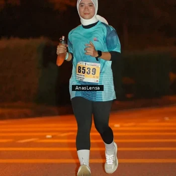 Runner Photo 8799718
