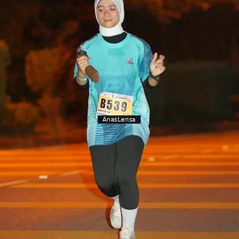 Runner Photo 8799735