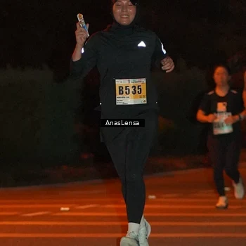 Runner Photo 8799755