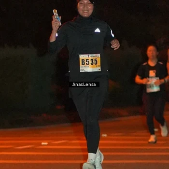 Runner Photo 8799756