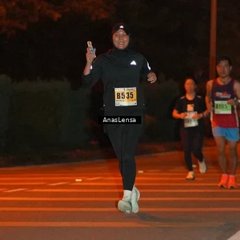 Runner Photo 8799758