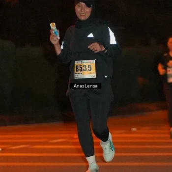 Runner Photo 8799763