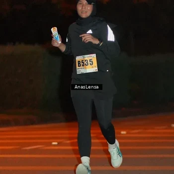 Runner Photo 8799775