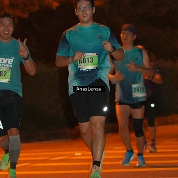 Runner Photo 8799811