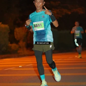 Runner Photo 8799817