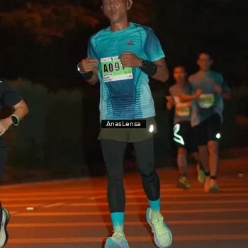 Runner Photo 8799822