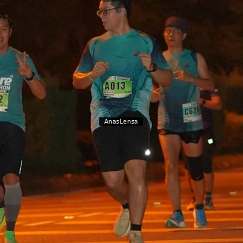 Runner Photo 8799835
