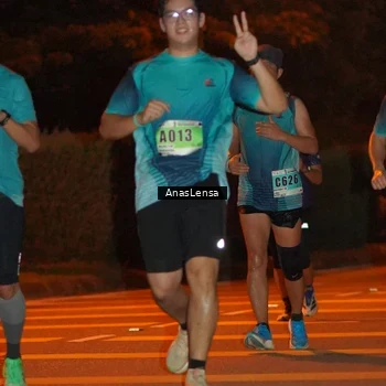 Runner Photo 8799841