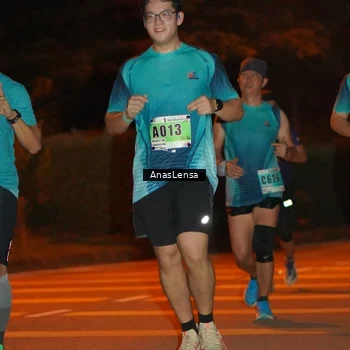 Runner Photo 8799842