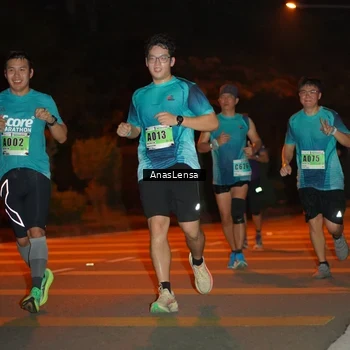 Runner Photo 8799858