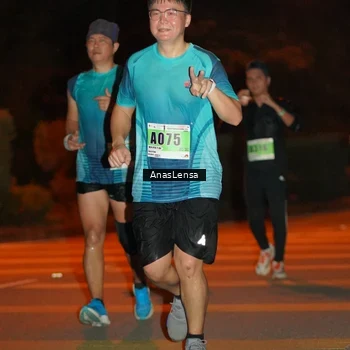 Runner Photo 8799866