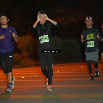 Runner Photo 8799883