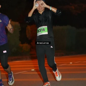 Runner Photo 8799903