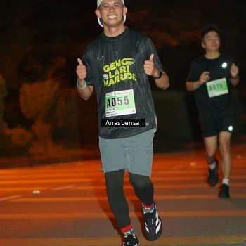 Runner Photo 8799906