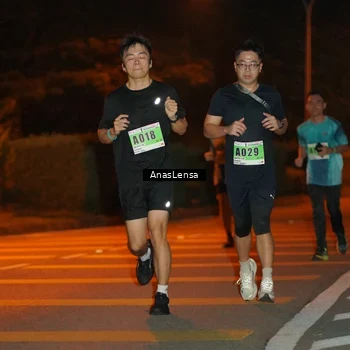 Runner Photo 8799907