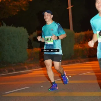 Runner Photo 8799955