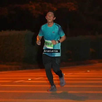 Runner Photo 8799976