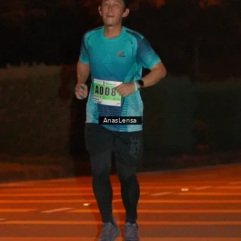 Runner Photo 8799979