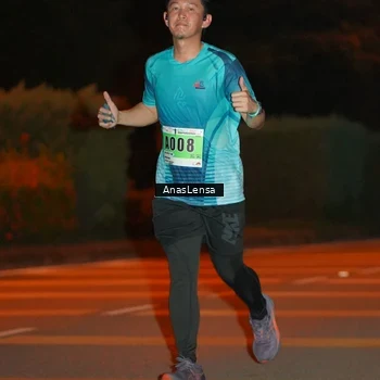 Runner Photo 8800010