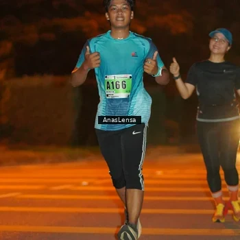 Runner Photo 8800017