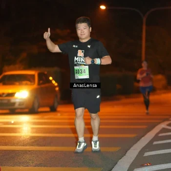 Runner Photo 8800052