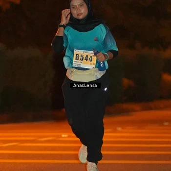 Runner Photo 8800085
