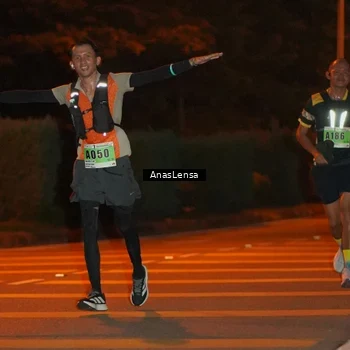 Runner Photo 8800150