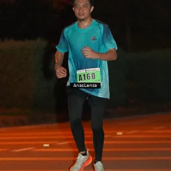 Runner Photo 8800206