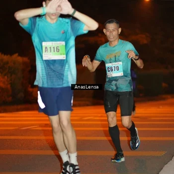 Runner Photo 8800253