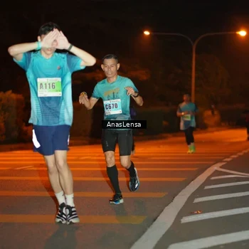 Runner Photo 8800256