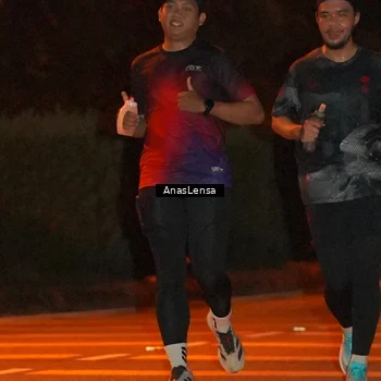 Runner Photo 8800303