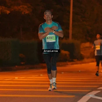 Runner Photo 8800358