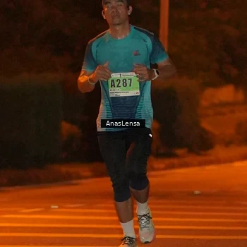 Runner Photo 8800360