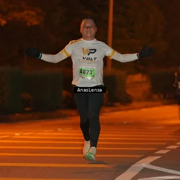 Runner Photo 8800454