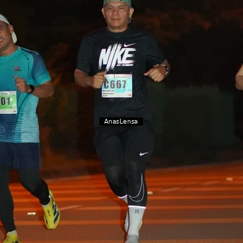 Runner Photo 8800498