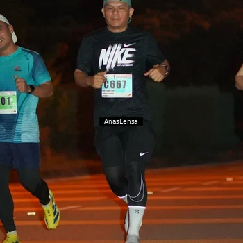 Runner Photo 8800504