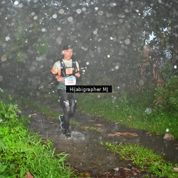 Runner Photo 8800518