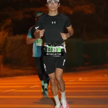 Runner Photo 8800592