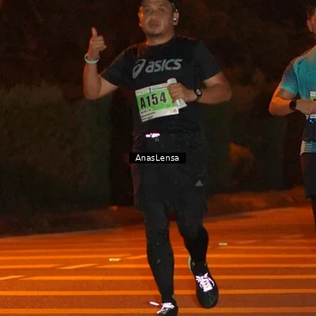 Runner Photo 8800685