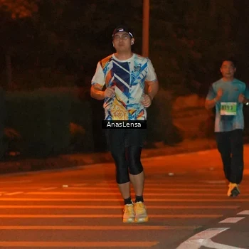 Runner Photo 8800708