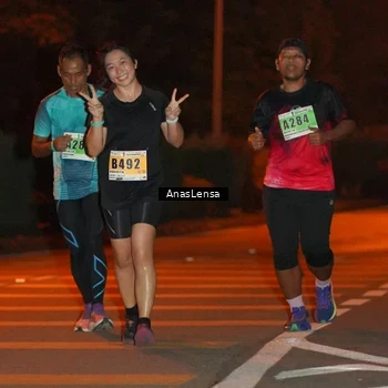 Runner Photo 8800729