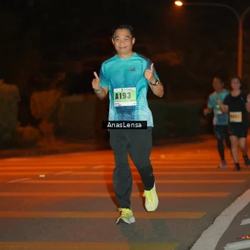 Runner Photo 8800730