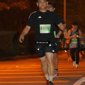 Runner Photo 8800839
