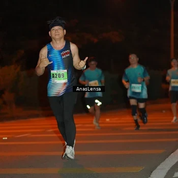 Runner Photo 8800862