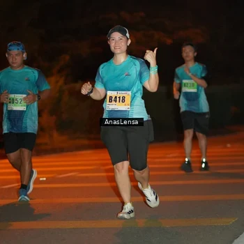 Runner Photo 8800879