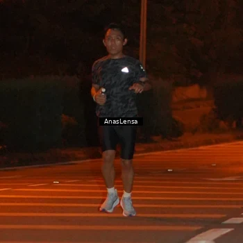 Runner Photo 8800897