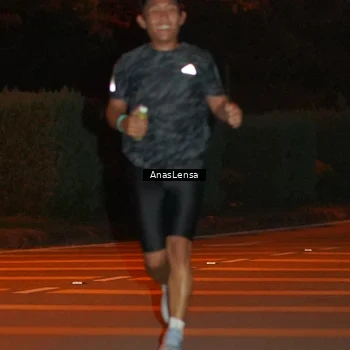 Runner Photo 8800910