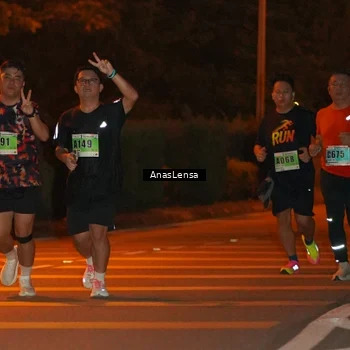 Runner Photo 8800912