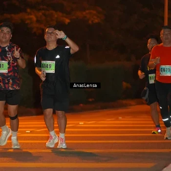 Runner Photo 8800925