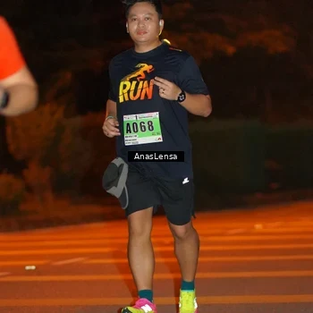 Runner Photo 8800930